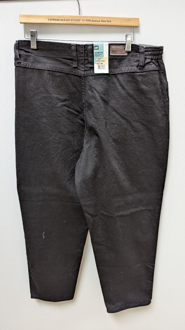 Lee Black Side Elastic Stretch Straight Jeans (NWT)