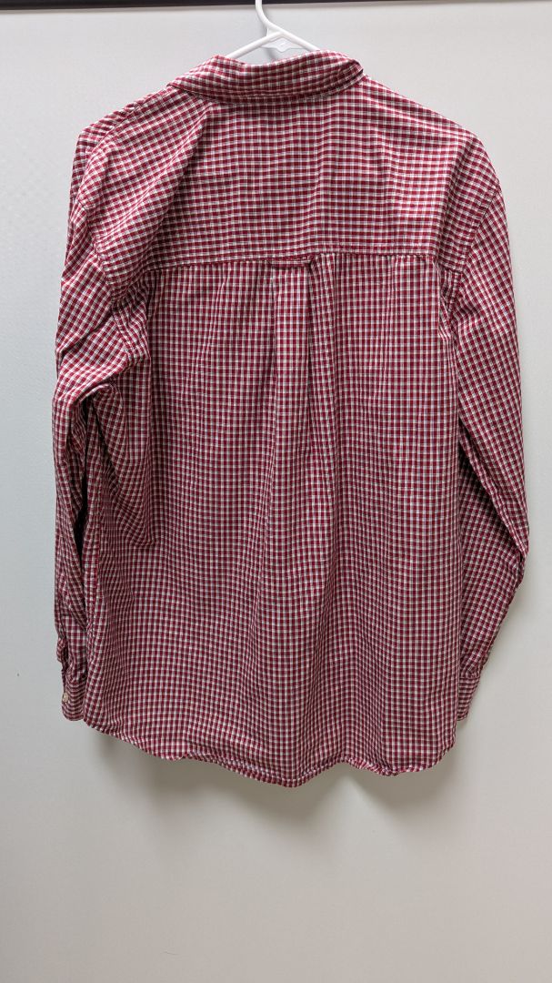 CHAPS Red/White Plaid Long Sleeve Button Up Shirt