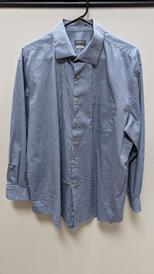 Van Heusen Flex Blue Striped "Regular Fit" Button Up Shirt