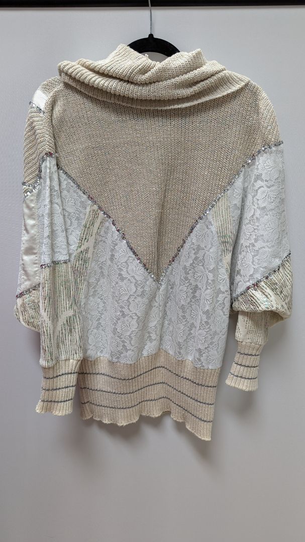 Bonnier Boerer & Company Light Tan/White Vintage Sweater
