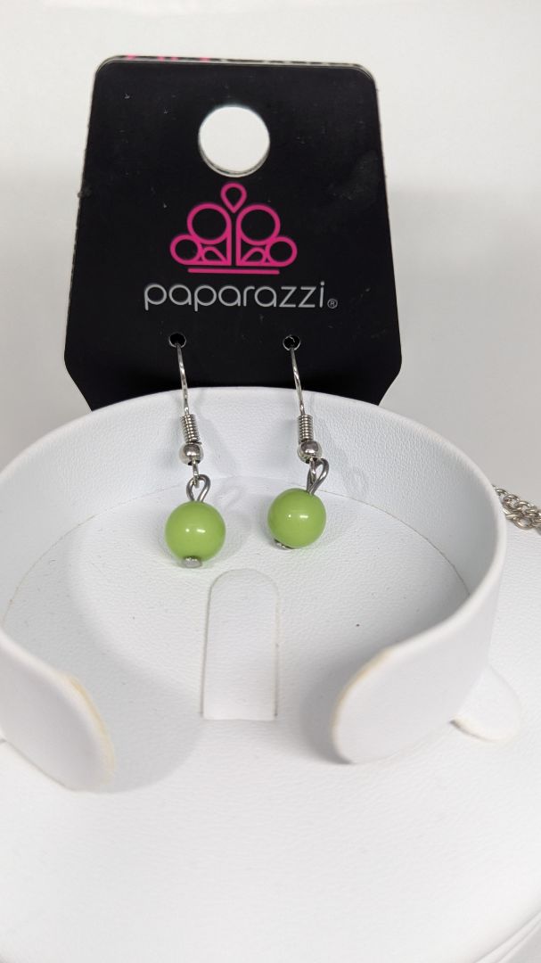 Paparazzi Silver/Green Pendant Necklace & Earrings Set