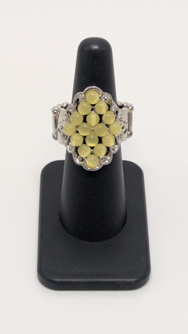 Paparazzi Silver/Green Triangular Elastic-Back Ring