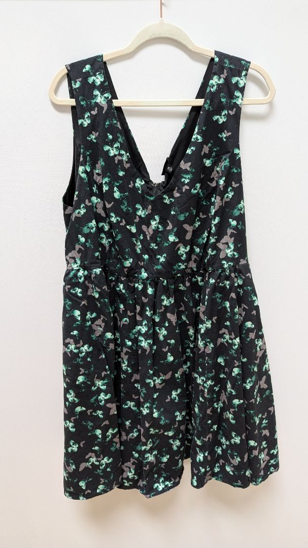 Torrid Black/Green Butterfly Patterned Midi Dress