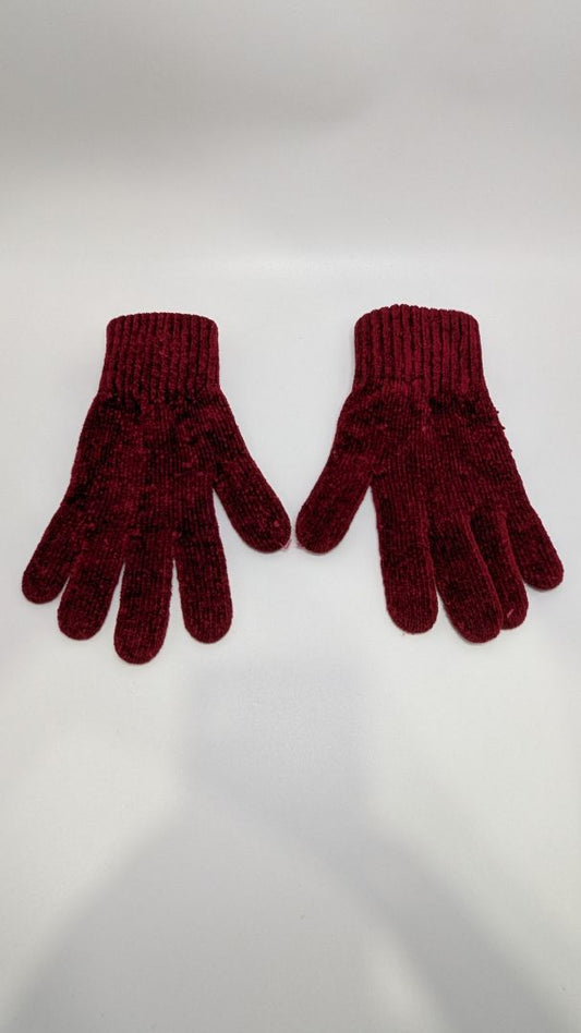 Red Ribbed Knit Gloves