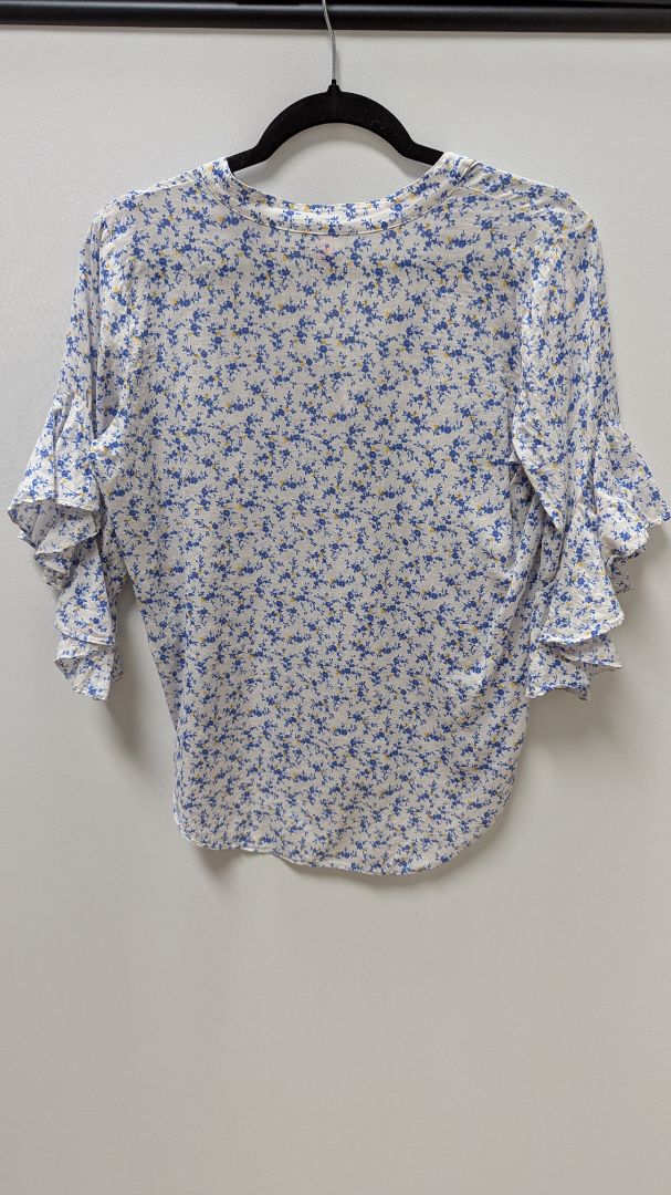Vince Camuto White/Blue Floral 3/4 Draped Sleeve Blouse