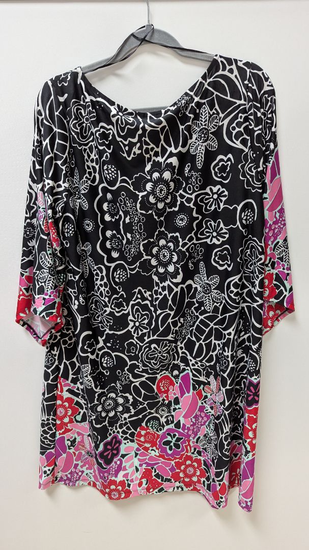 Kim Rogers Black/White/Pink Floral Shift Dress