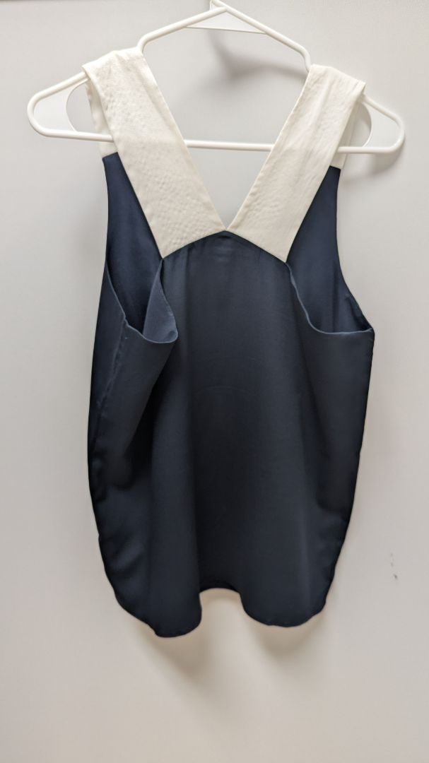 Banana Republic Navy/White Sleeveless Blouse