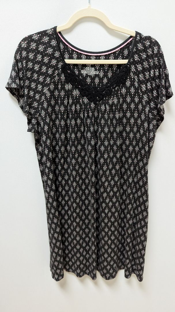 Croft & Barrow Intimates Black Floral Nightgown