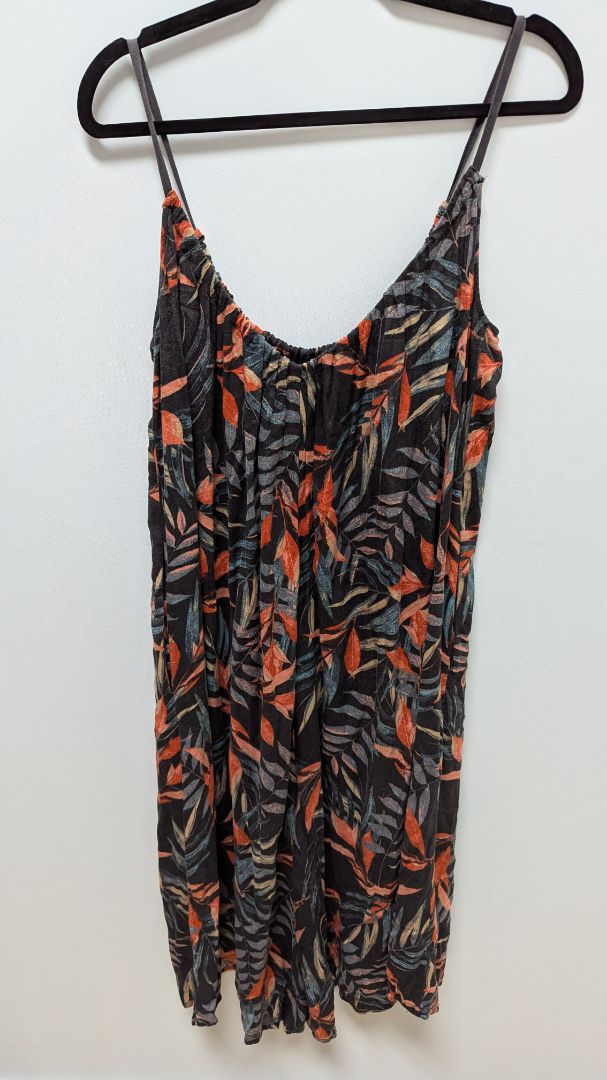 knot sisters Dark Grey/Pink Leaf Patterned Wide-Leg Jumpsuit