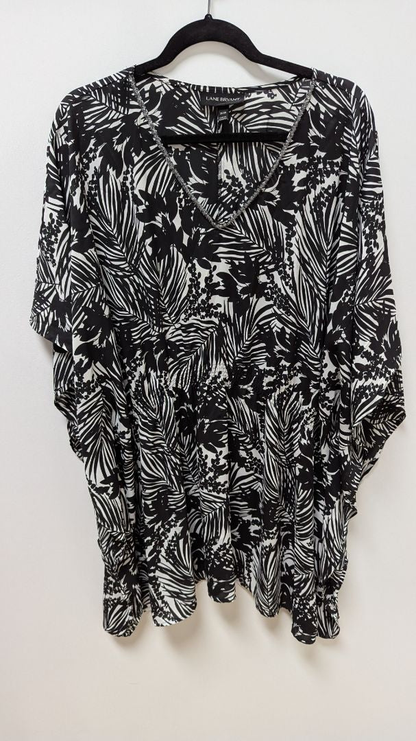 Lane Bryant Black/White Leaf Floral Kimono Blouse