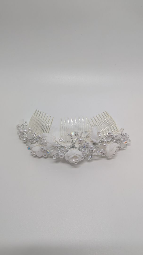 White/Silver Plastic Beaded Hair Clip Accessory