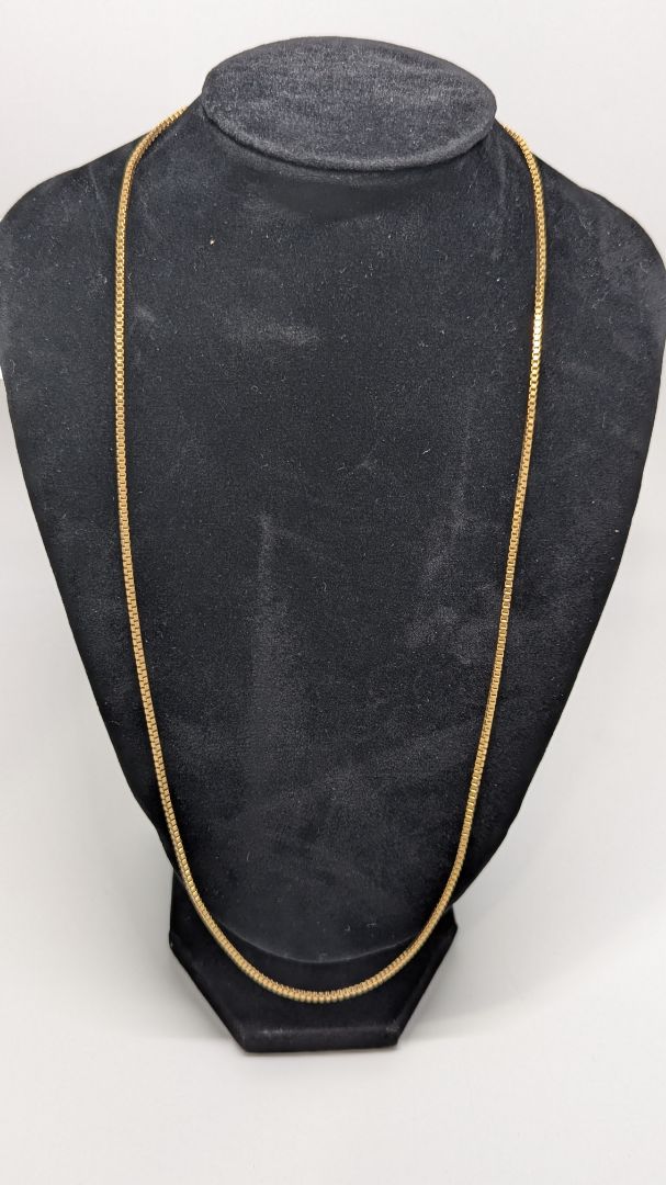 Simple Gold Chain Necklace