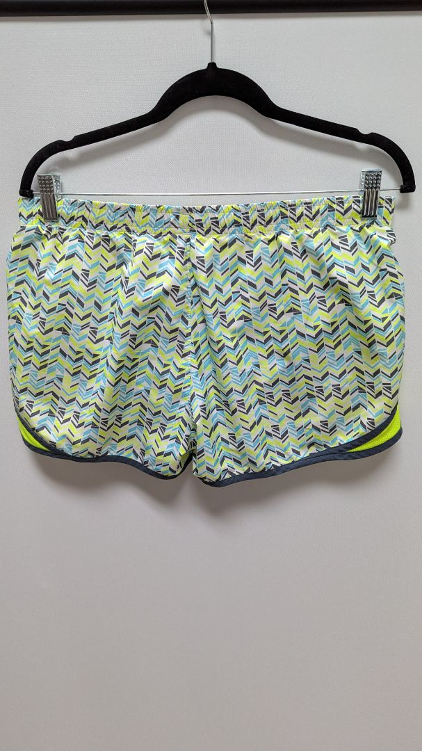 Under Armour Green Patterned Active Shorts