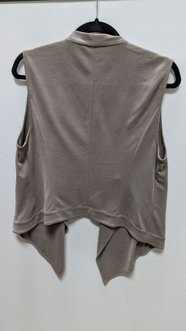 BCBGMAXAZRIA Grey Open-Front Vest