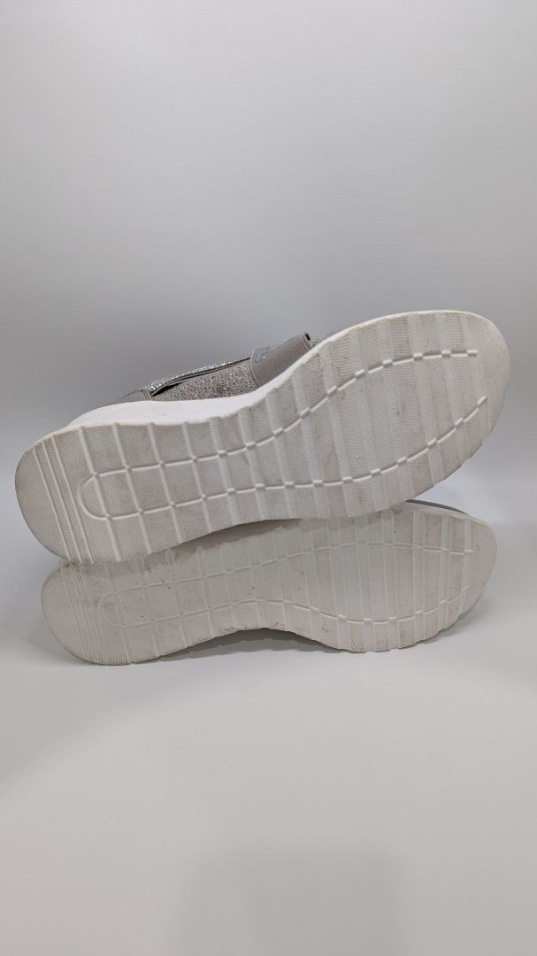 Juicy Couture Grey Eviee Rhinestone Fashion Sneakers