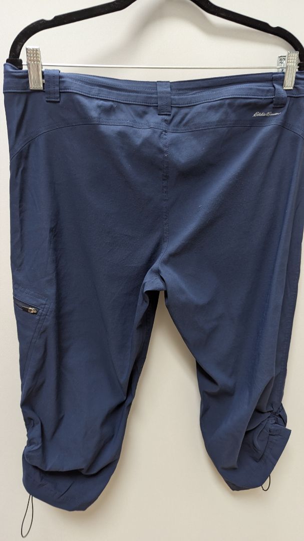 Eddie Bauer Navy Drawstring Cargo Capri Pants