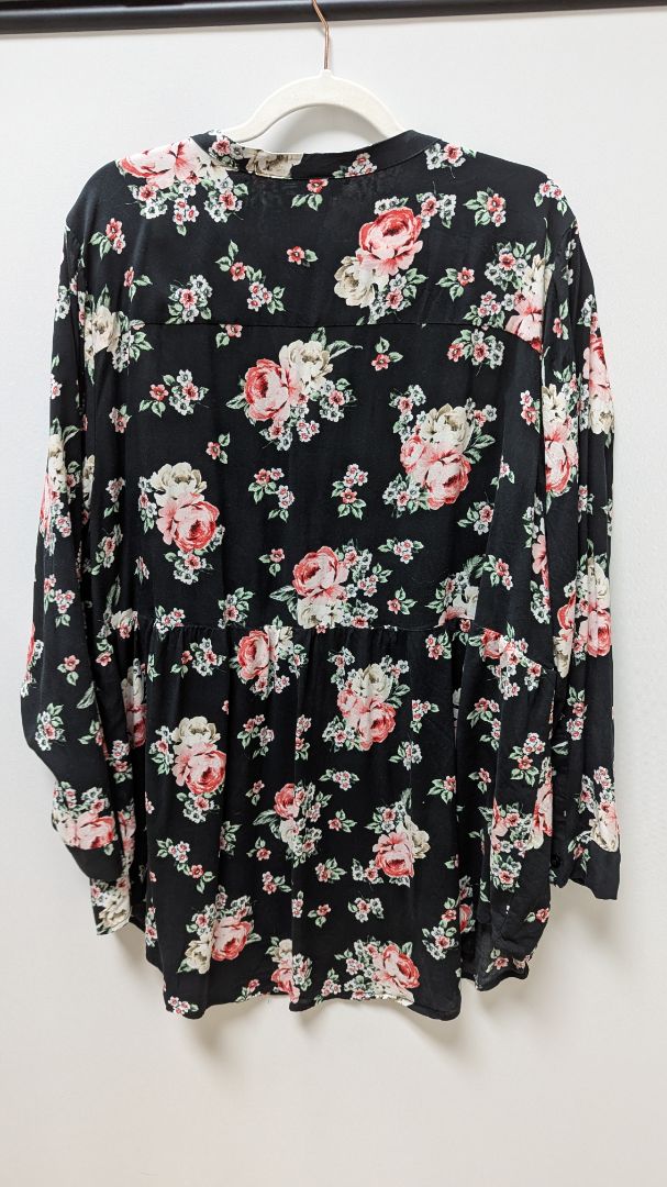 Torrid Black/Pink Floral Long-Sleeve Button-Down Blouse