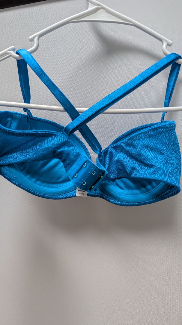Wonderbra Ocean Blue Textured Push-Up Bra