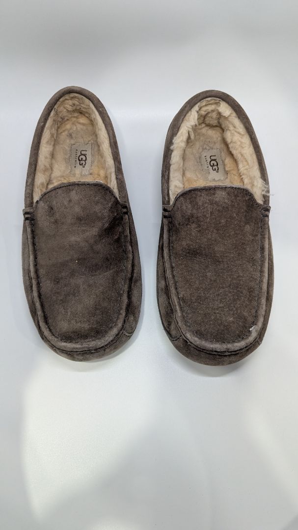 Ugg Brown Men's Suede Slipper