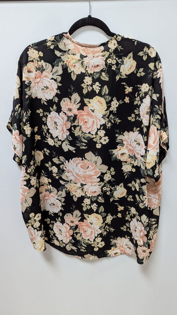 twelvemonths Black/Pink Floral Kimono Overpiece