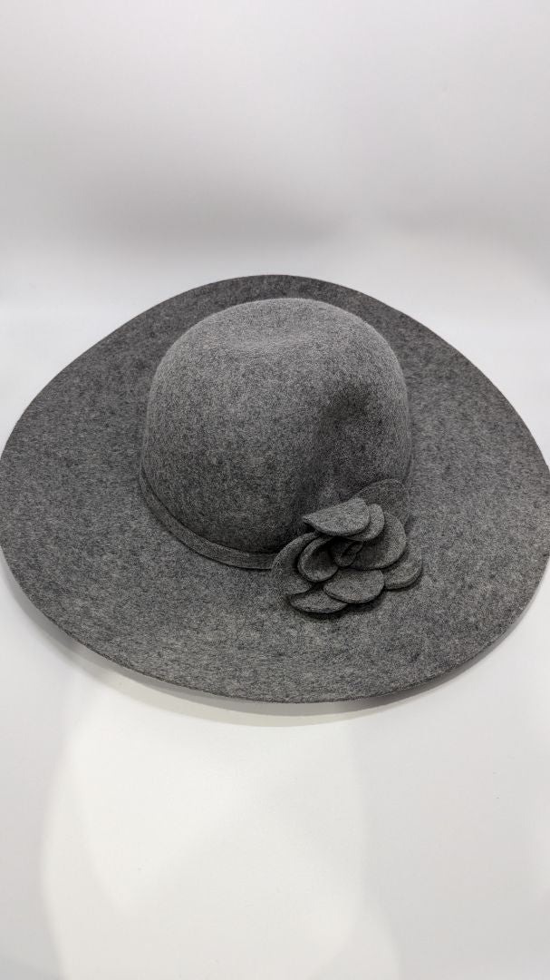 Grey 100% Wool Felt Wide-Brim Flower Hat