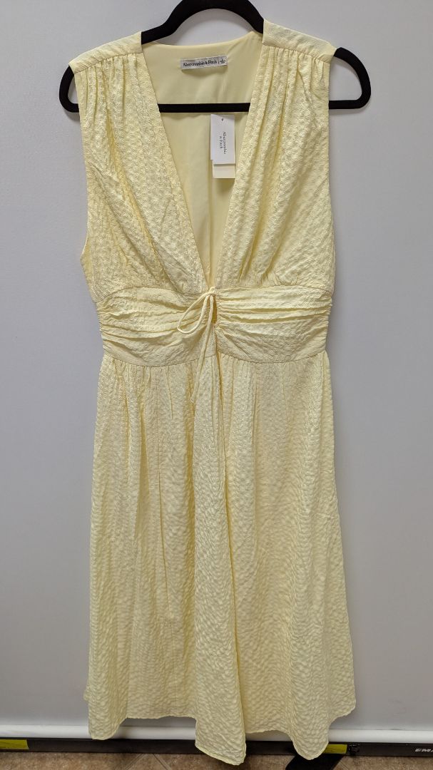 Abercrombie & Fitch Light Yellow Drawstring-Neck Maxi Dress