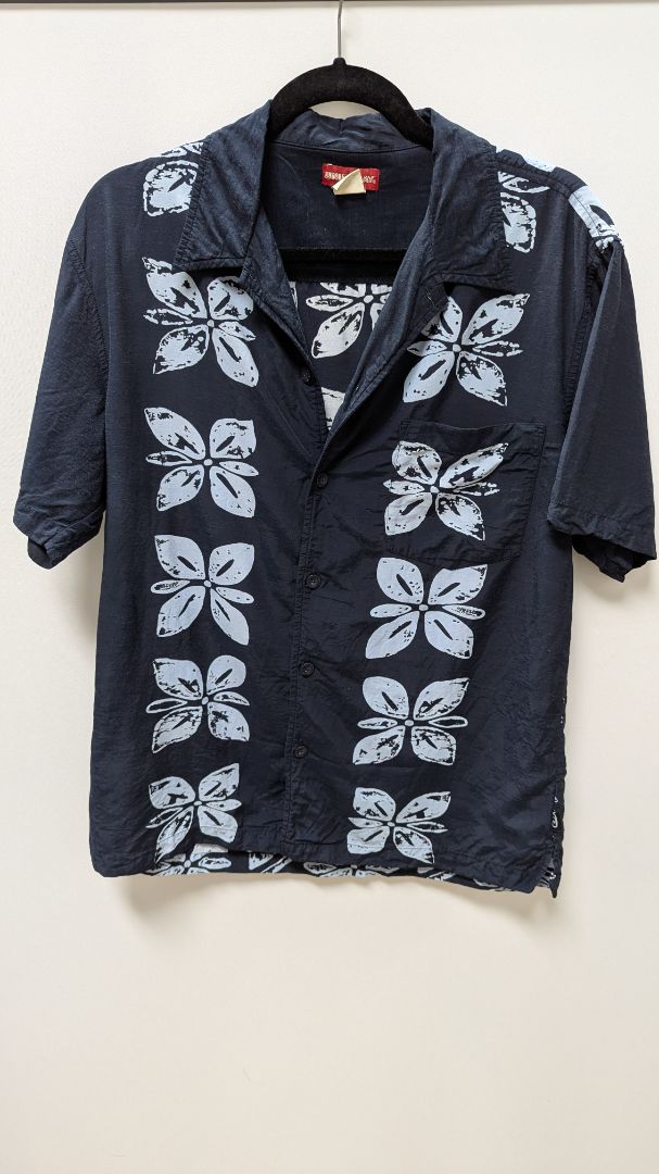 Union Bay Navy/Blue Floral Button-Down Shirt