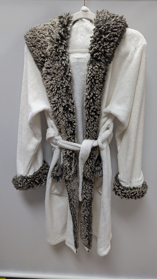Pottery Barn Ivory/Brown Faux-Fur Robe