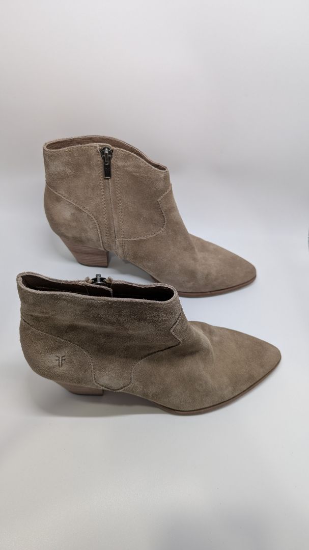 FRYE Light Brown Suede Heeled Boots