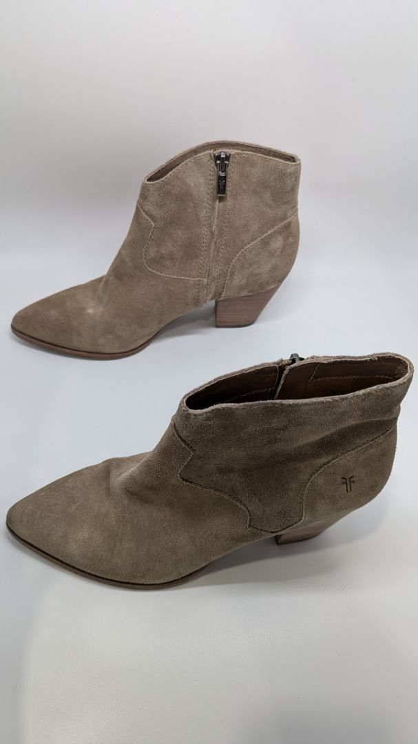 FRYE Light Brown Suede Heeled Boots