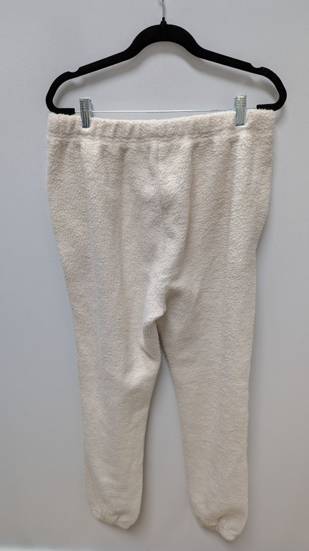 Good American Cream Fuzzy Jogger Sweatpants