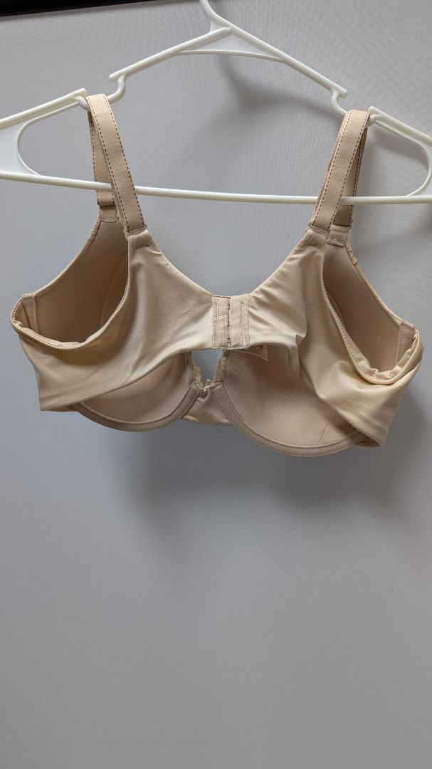 Maidenform Beige Comfort Devotion Bra