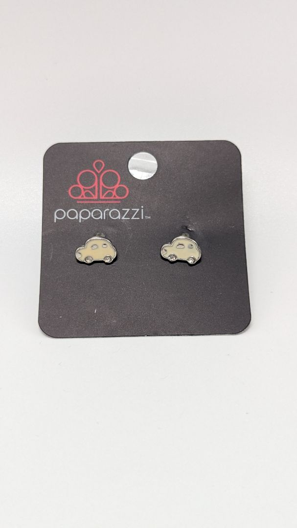 Paparazzi Cream/Silver Car Stud Earrings