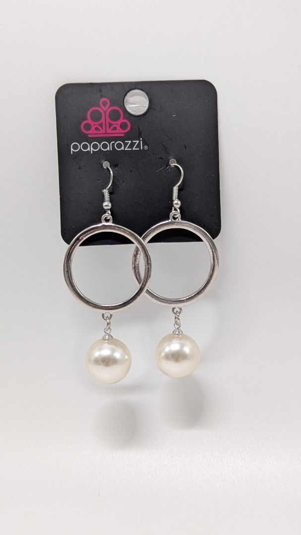 Paparazzi Silver Textured Faux-Pearl Circle Earrings