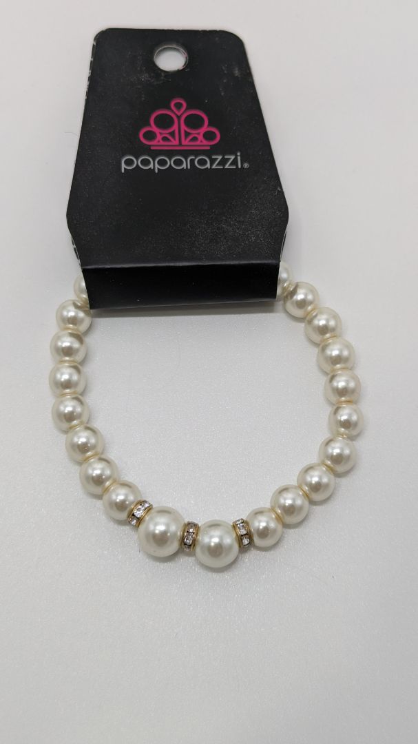 Paparazzi Ivory/gold Faux-Pearl Beaded Bracelet