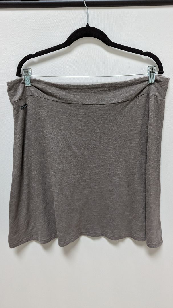 Columbia Dark Grey Knit Active Skirt