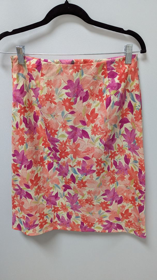 LOFT Pink Floral Linen Pencil Skirt
