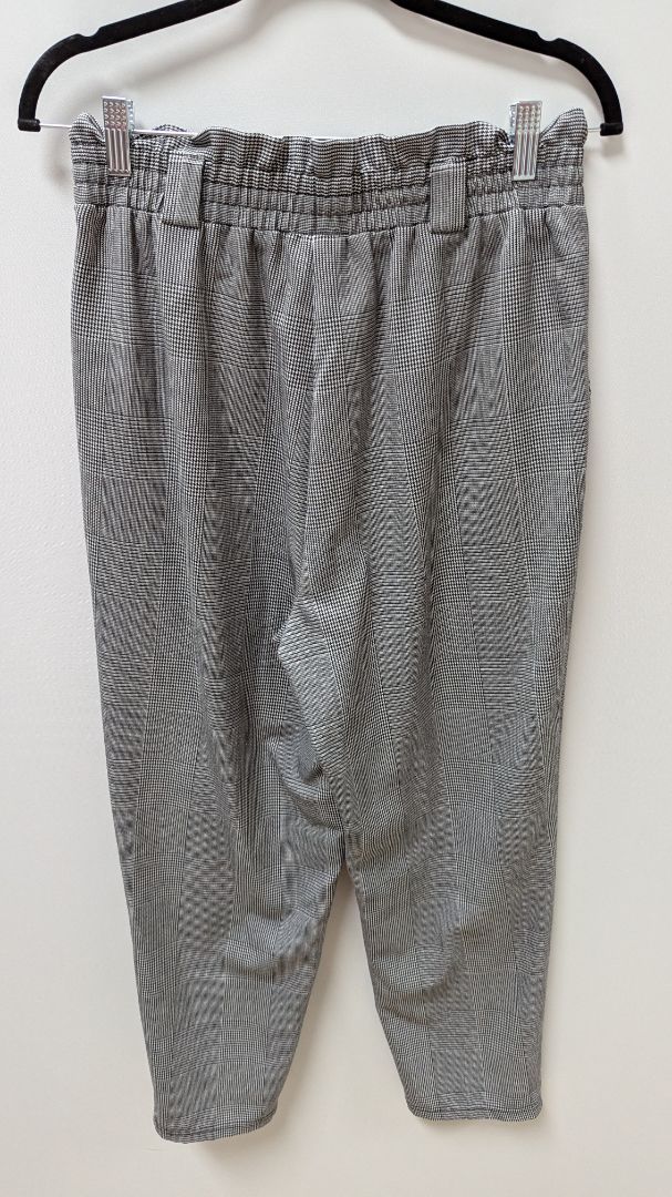 Nine. Eight. Black/White Houndstooth Pants