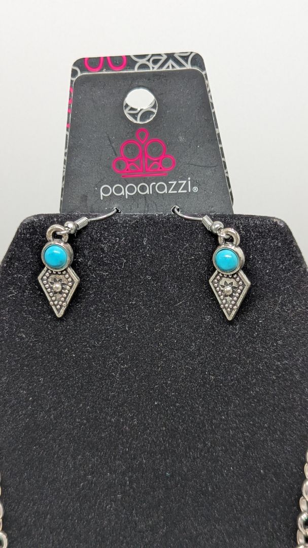 Paparazzi Silver/Turquoise Western Necklace Set