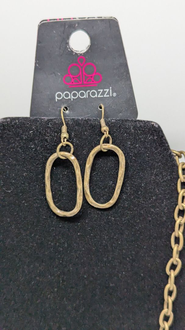 Paparazzi Bronze Punched Metal Shapes Necklace Set