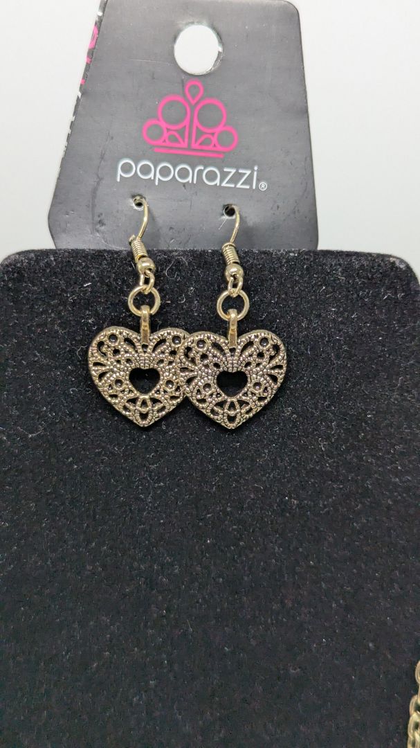 Paparazzi Bronze Metal Heart Chain Necklace Set