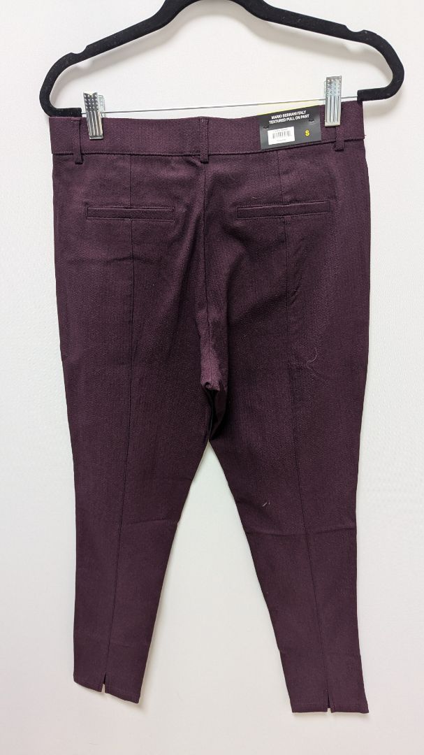 Mario Serrani Burgundy Textured Pull-On Pants
