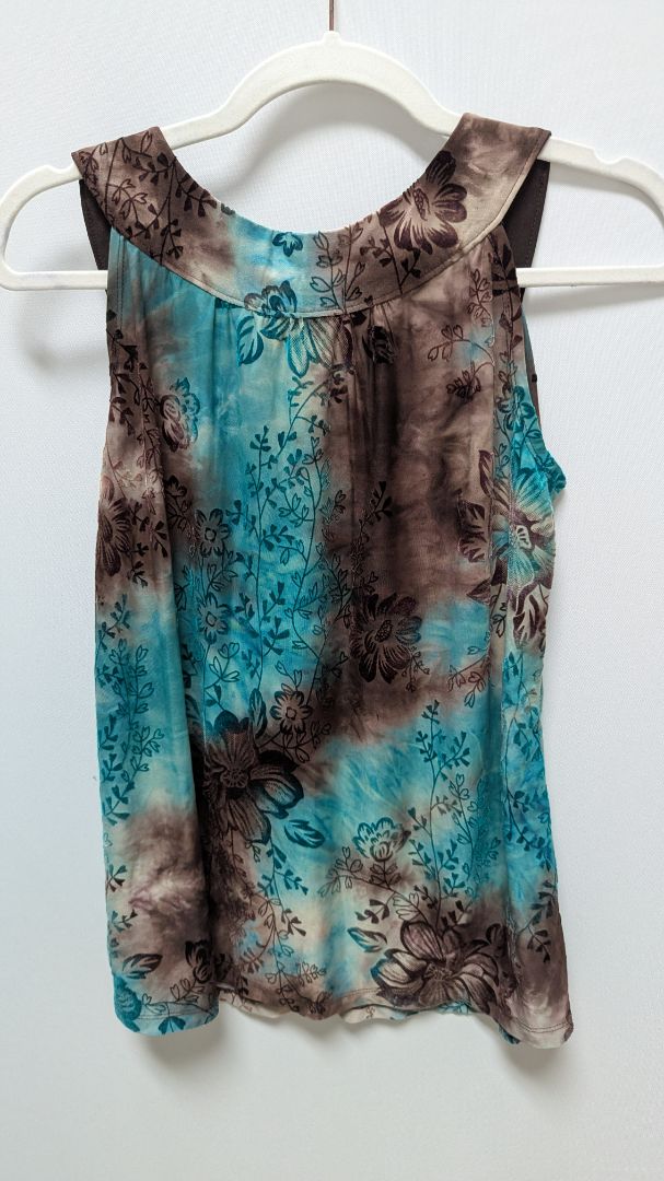 dressbarn Brown/Blue Velvet Detail Sleeveless Blouse