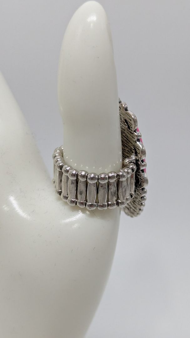 Silver-Tone Pink Oval Elastic-Back Ring