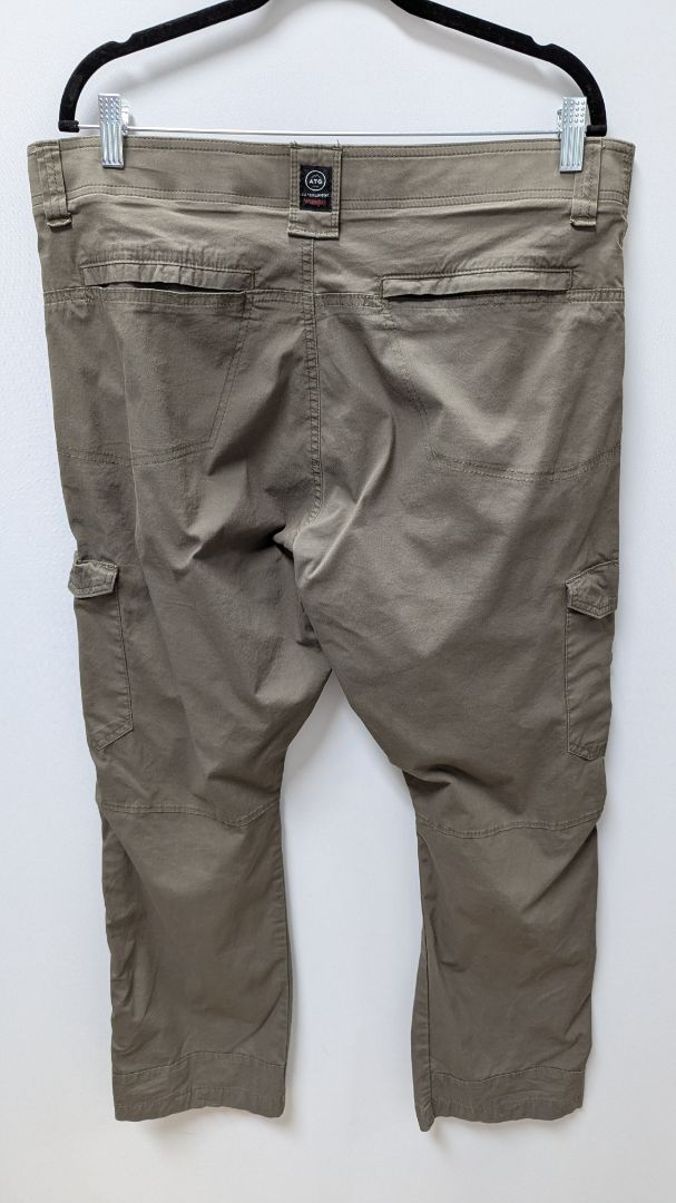Wrangler Men's Dark Green "All Terrain Gear" Cargo Pants