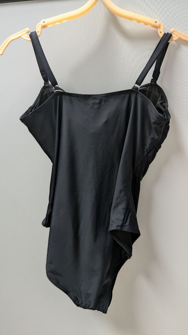 EoMENIE Black/Gold Ringlet One-Piece Swimsuit