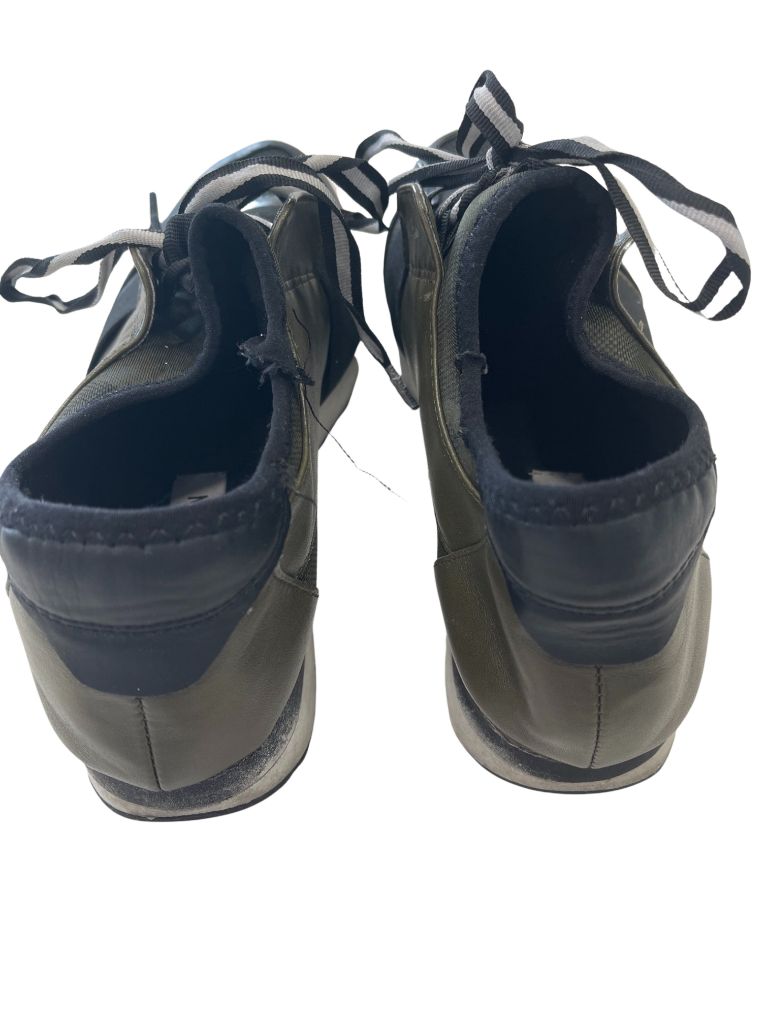 Steve Madden Black/Olive 'Kaiyo' Sneaker