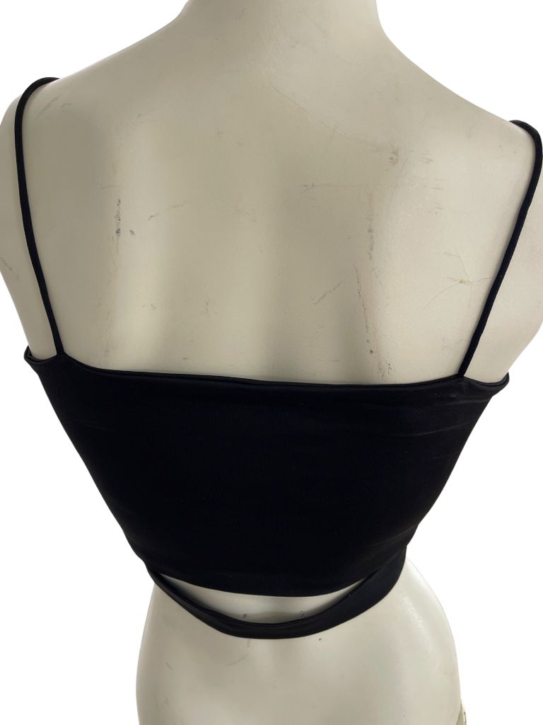 Yincro Black Crop Spaghetti Strap Tank