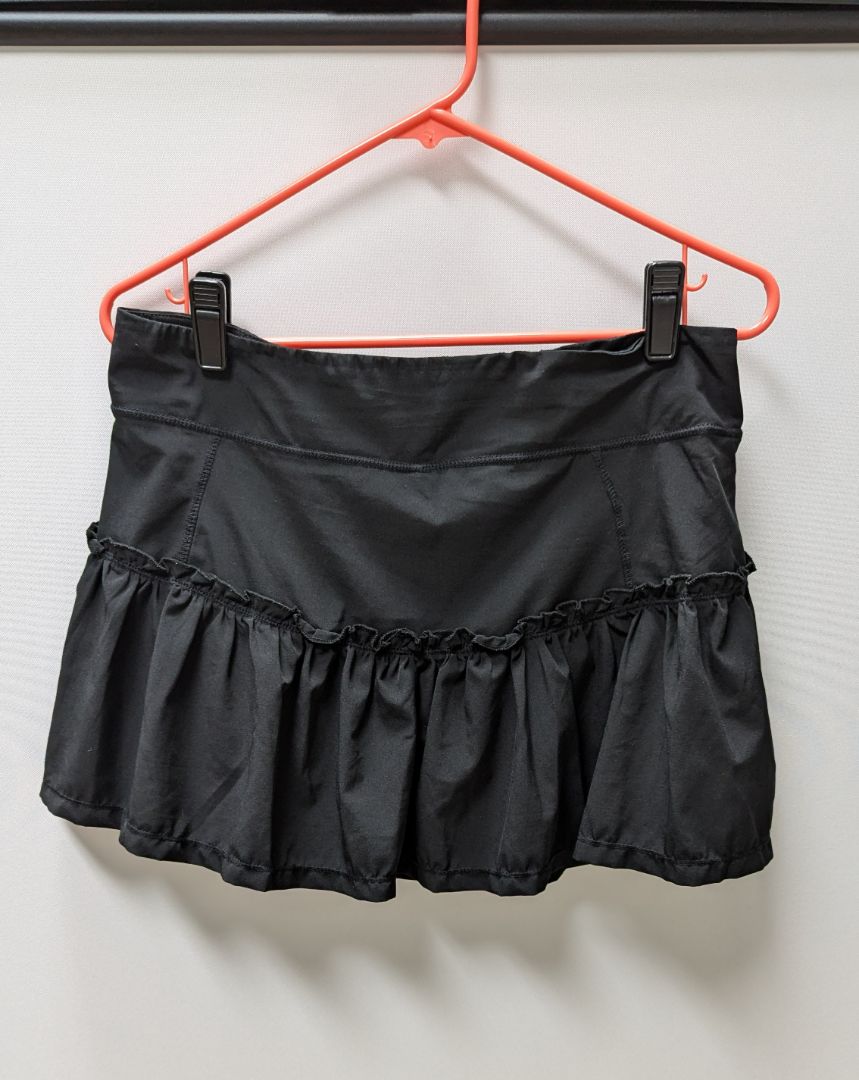 kyodan Black Active Skort with Ruffle Trim