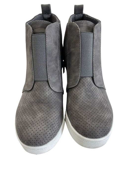 Athlefit Grey Perforated Wedge Sneakers